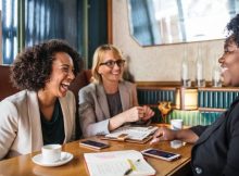 4 Tips Mengadakan Lunch Meeting di Ruang Meeting atau Restoran